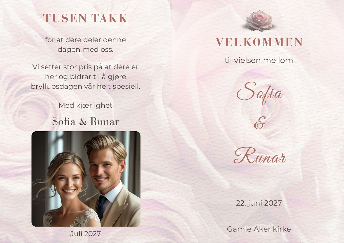 Bryllupsprogram Rose Dream – forside med brudeparbilde, dusty rose skrift og roseikoner mot drømmende lyserosa rosetapet