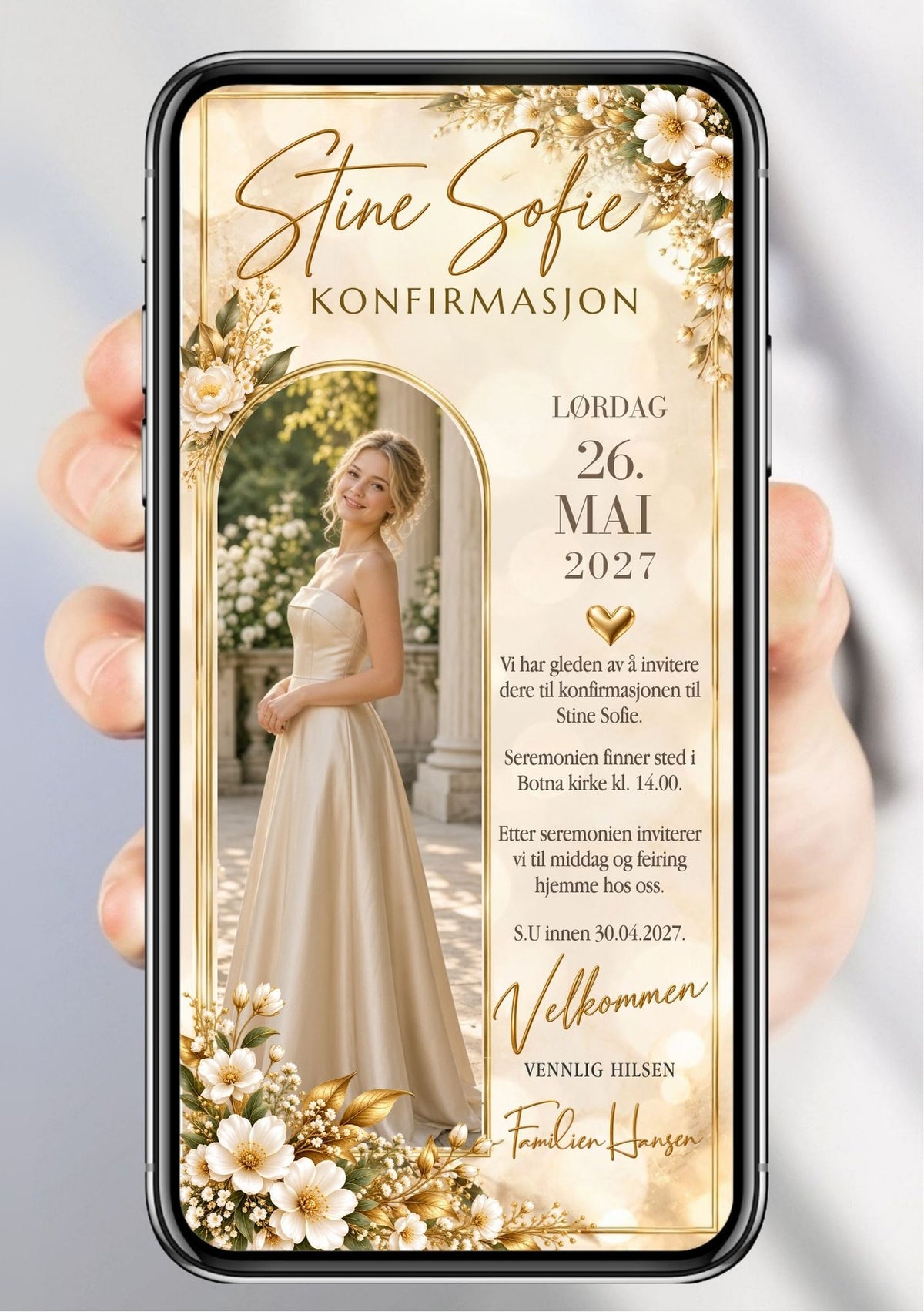 Digital konfirmasjonsinvitasjon med portrett, hvite blomster og gyldne detaljer vist på mobil. ⠋